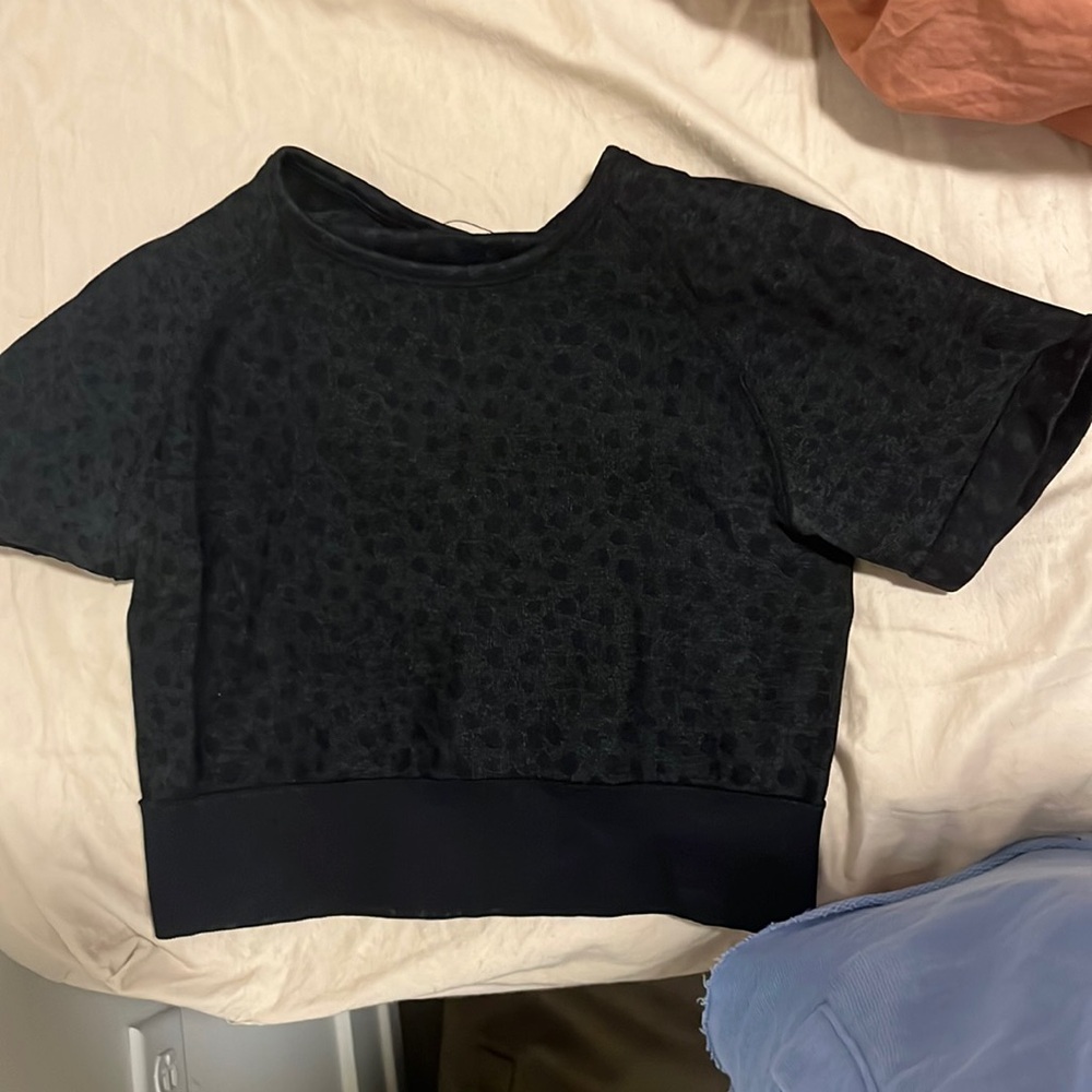 AYBL Cropped workout shirt